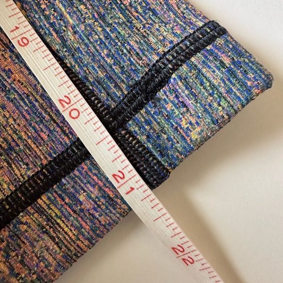 Lululemon Wunder Under Leggings - Picture 5 of 7